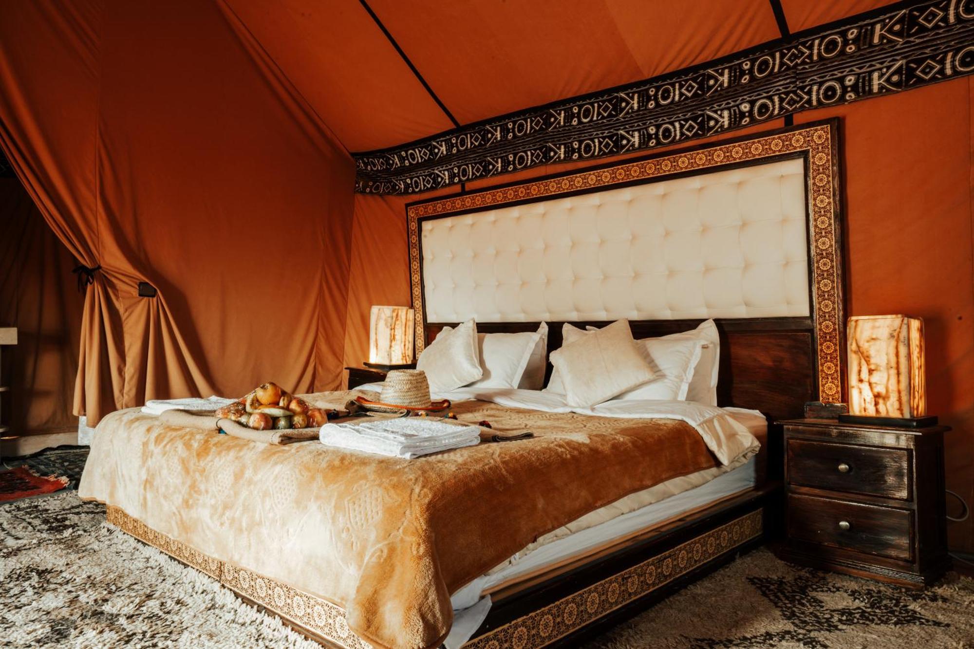 Sahara Luxury Camp Hotel Мерцуга Екстериор снимка