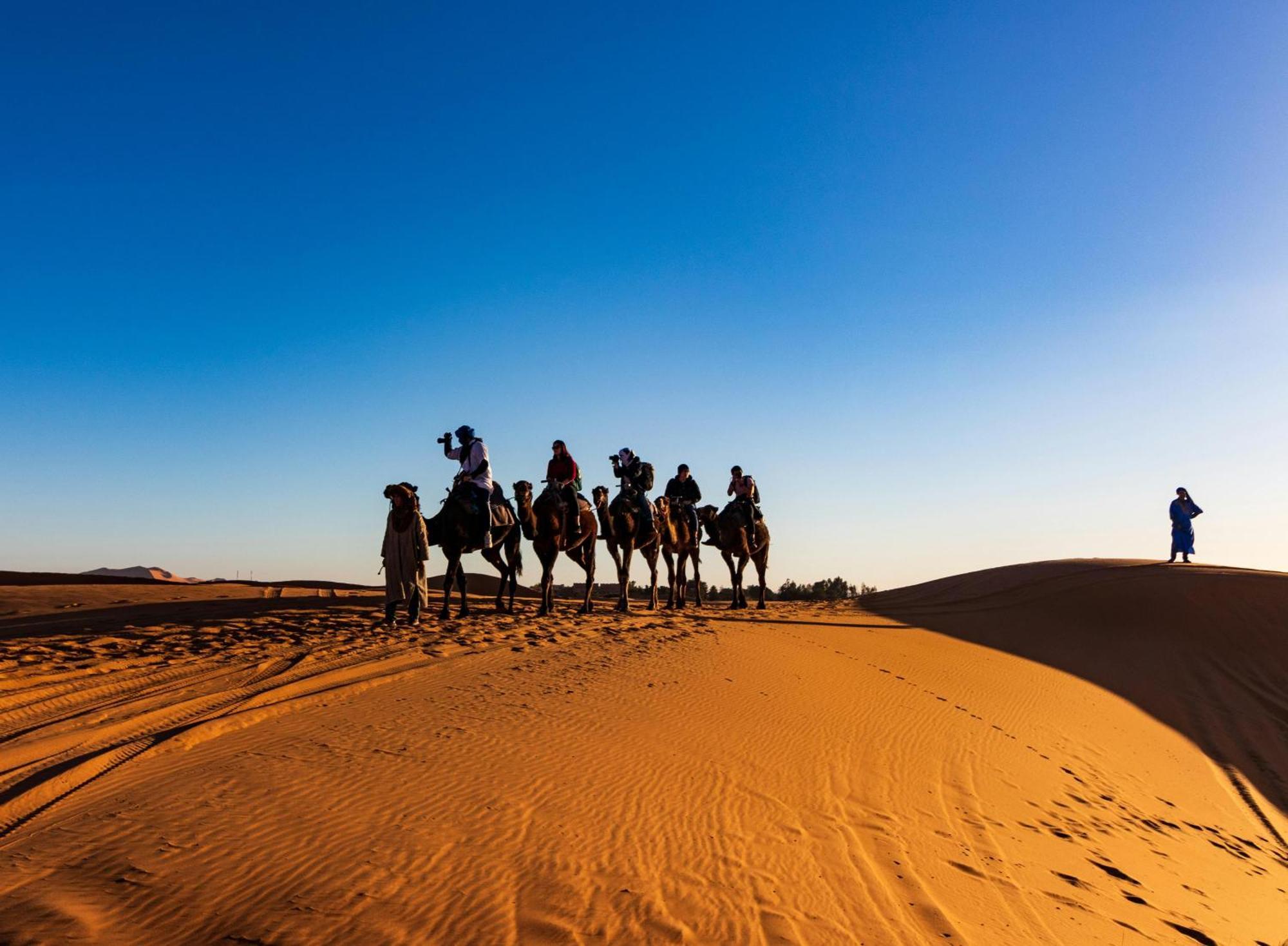 Sahara Luxury Camp Hotel Мерцуга Екстериор снимка