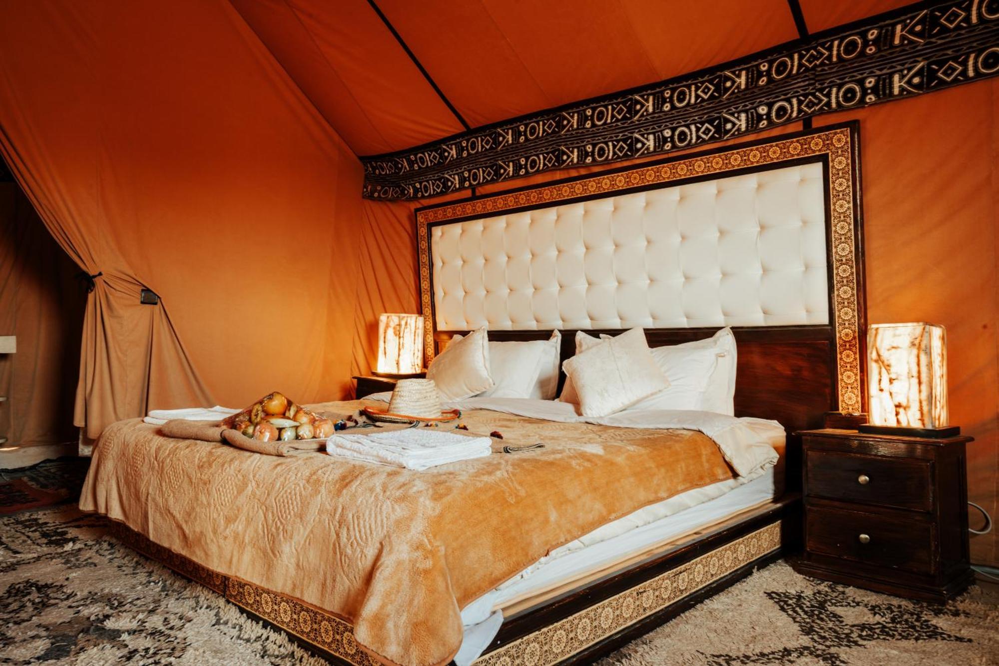 Sahara Luxury Camp Hotel Мерцуга Екстериор снимка