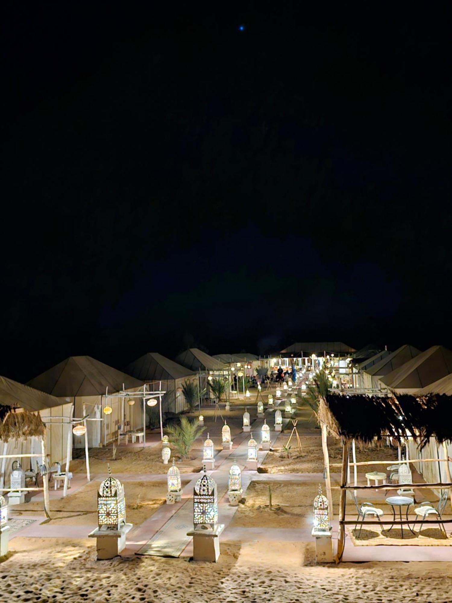 Sahara Luxury Camp Hotel Мерцуга Екстериор снимка