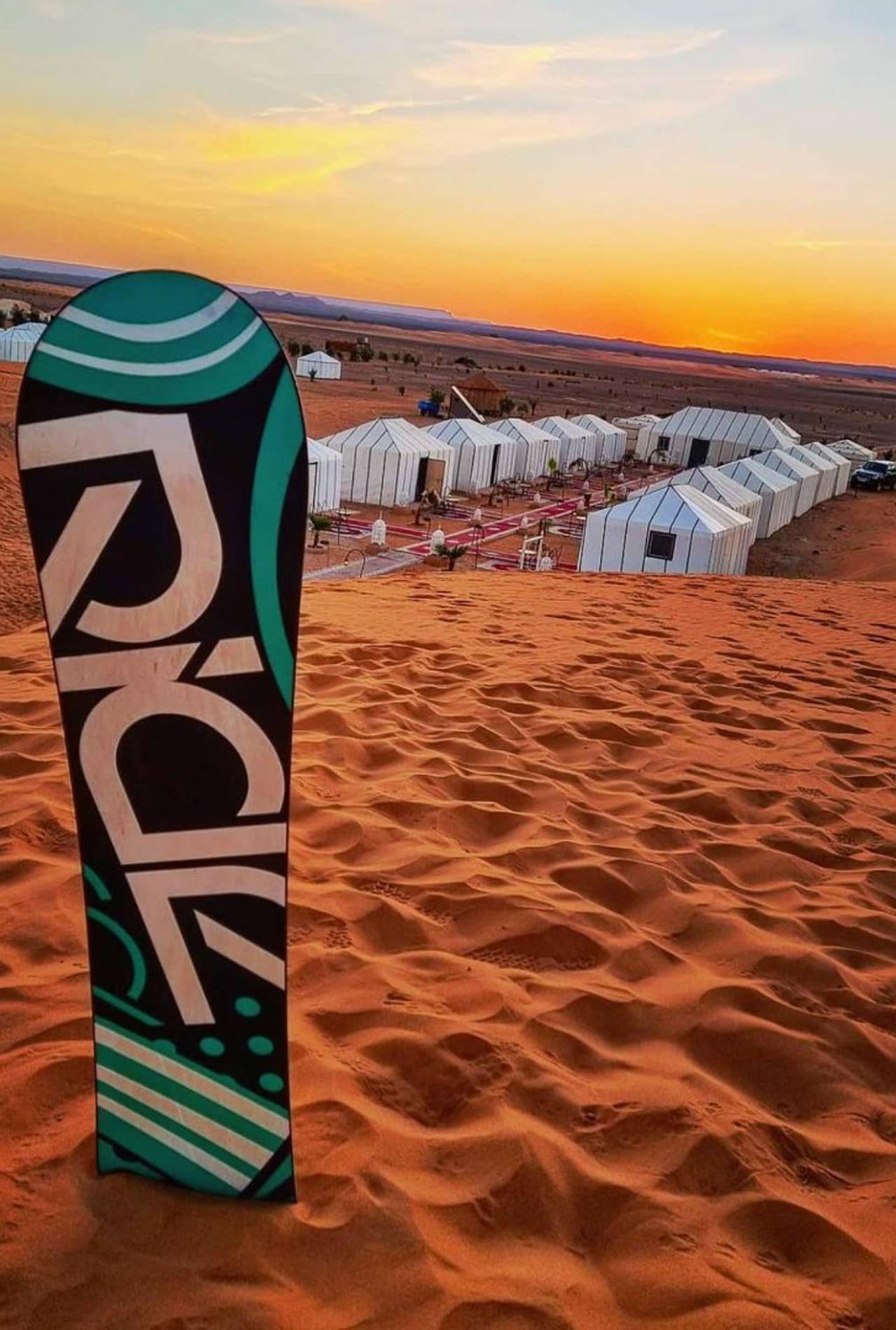 Sahara Luxury Camp Hotel Мерцуга Екстериор снимка