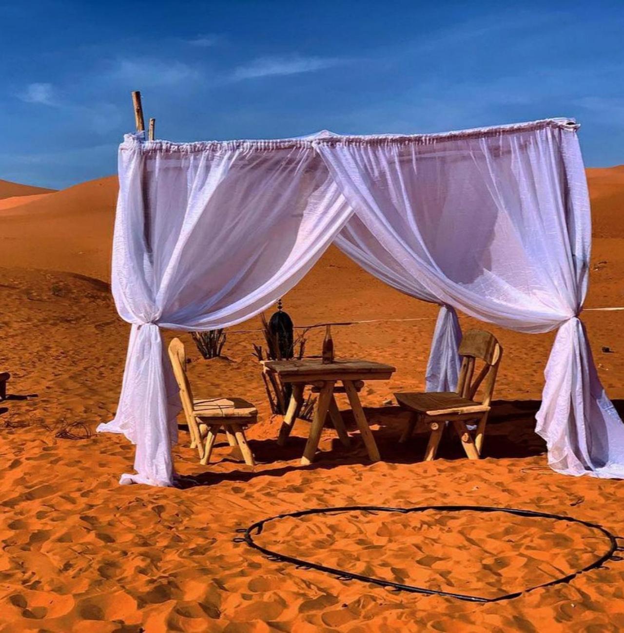 Sahara Luxury Camp Hotel Мерцуга Екстериор снимка
