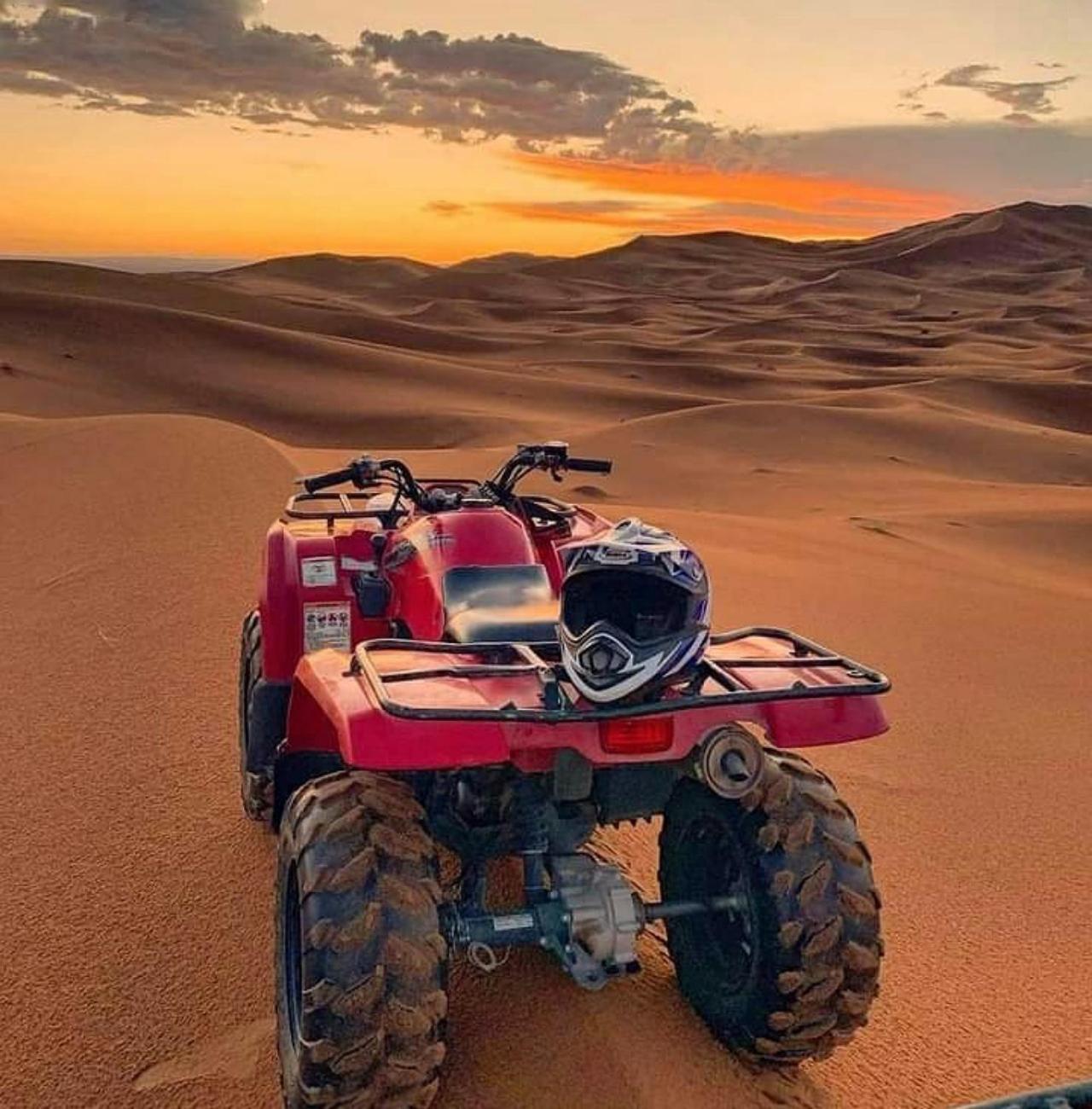Sahara Luxury Camp Hotel Мерцуга Екстериор снимка
